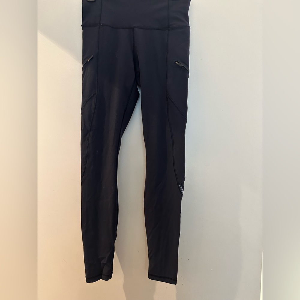 Lululemon leggings with pockets